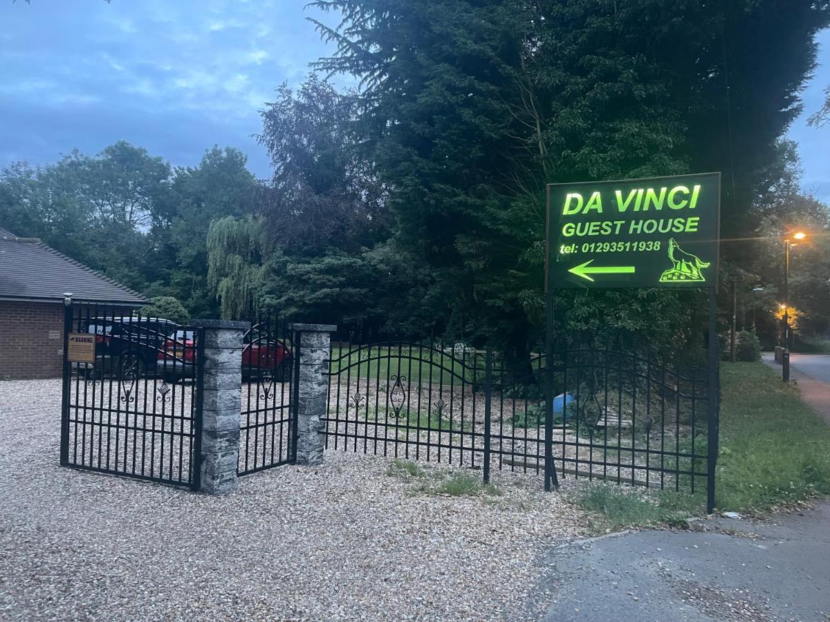Da Vinci Guest House & Guest Parking, A Real Gem Crawley (West Sussex) Exterior foto