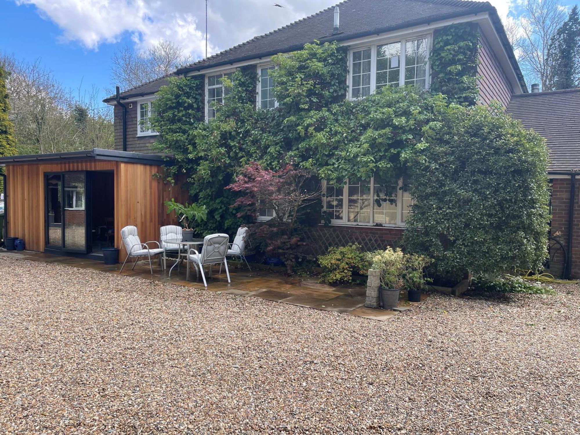 Da Vinci Guest House & Guest Parking, A Real Gem Crawley (West Sussex) Exterior foto